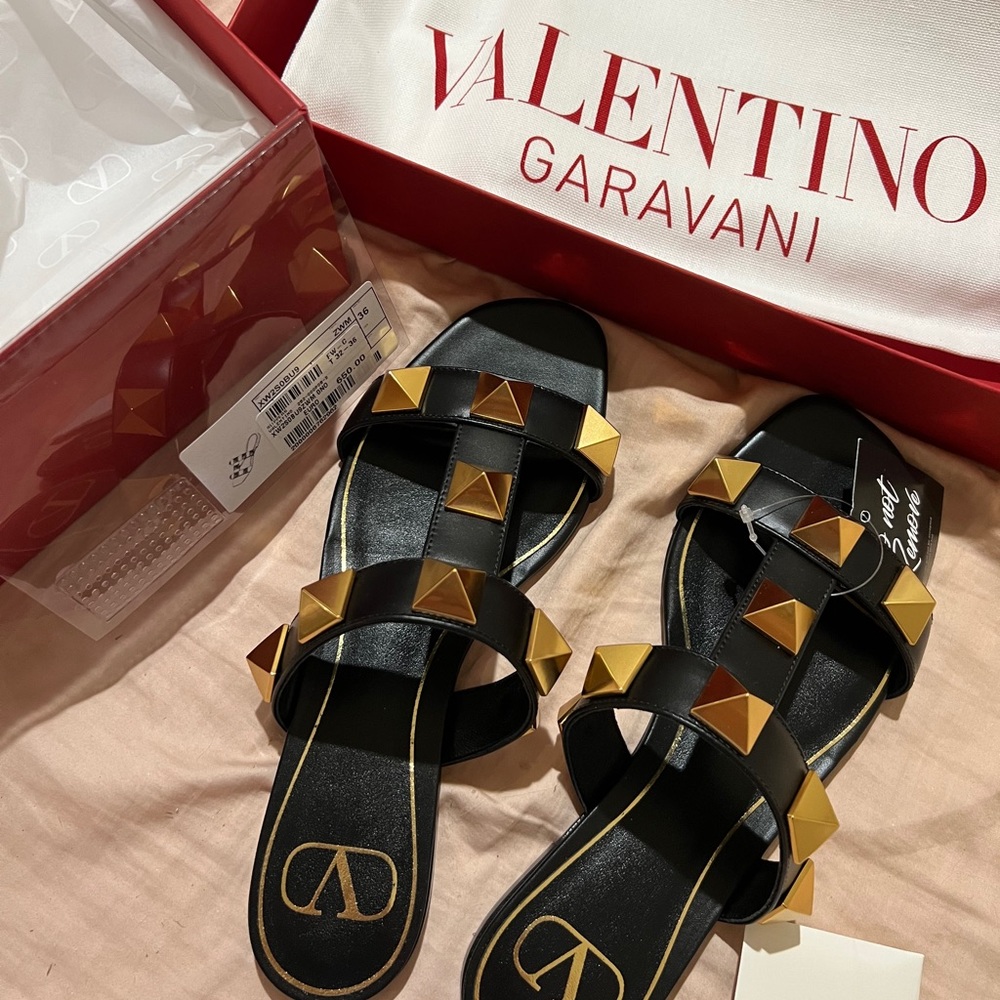 Valentino ROMAN sandals